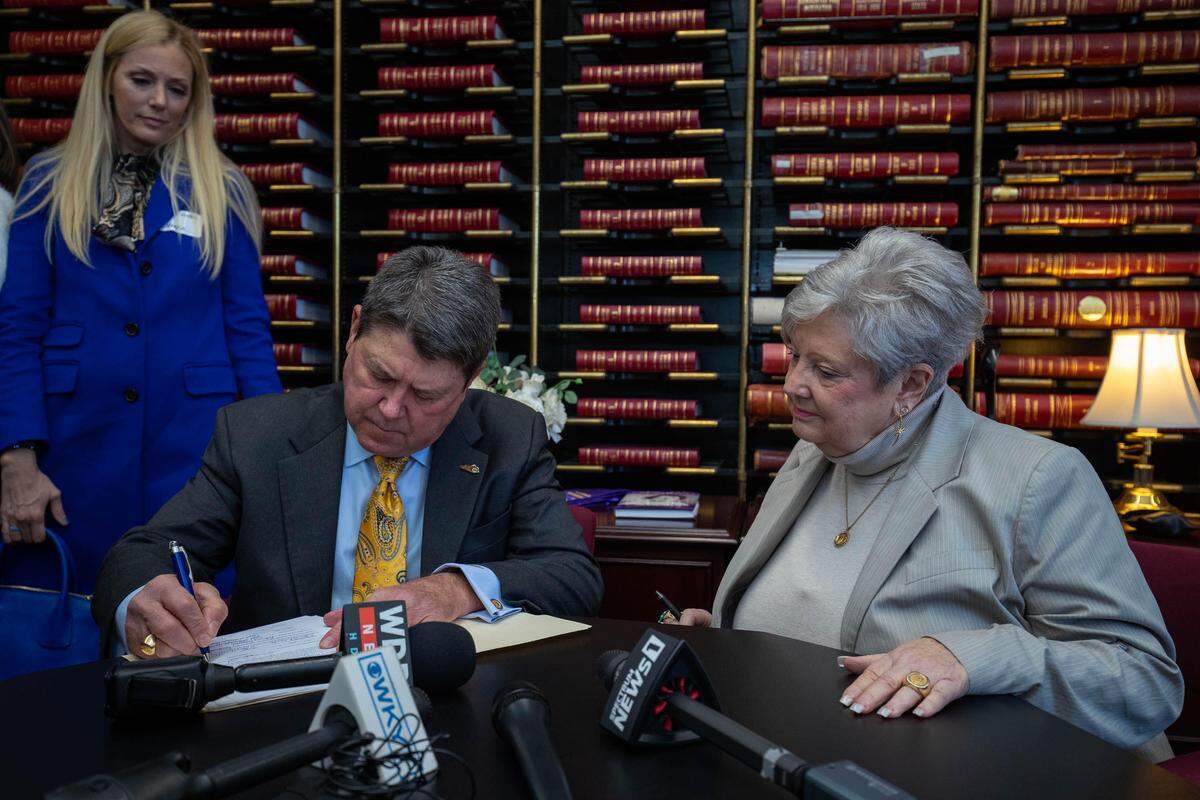 Former Attorney General Greg Stumbo files to run for attorney general on Friday Jan. 25, 2019 in Frankfort, Ky.