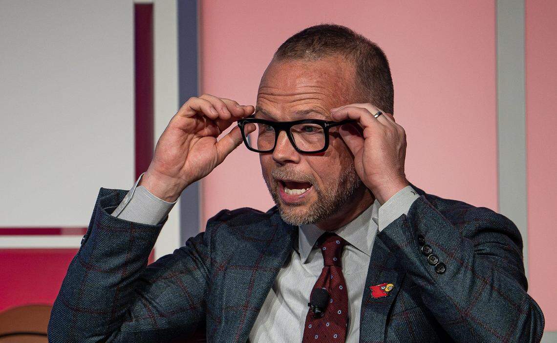 Pat Kelsey is the new men’s basketball coach at Louisville after spending the past three seasons at Charleston.