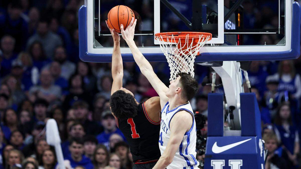 SEC basketball final: Kentucky 105, Georgia 96