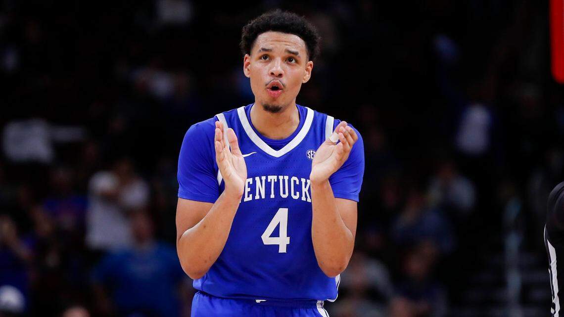 Tre Mitchell returns, but leaves injured for Kentucky men’s basketball against Ole Miss