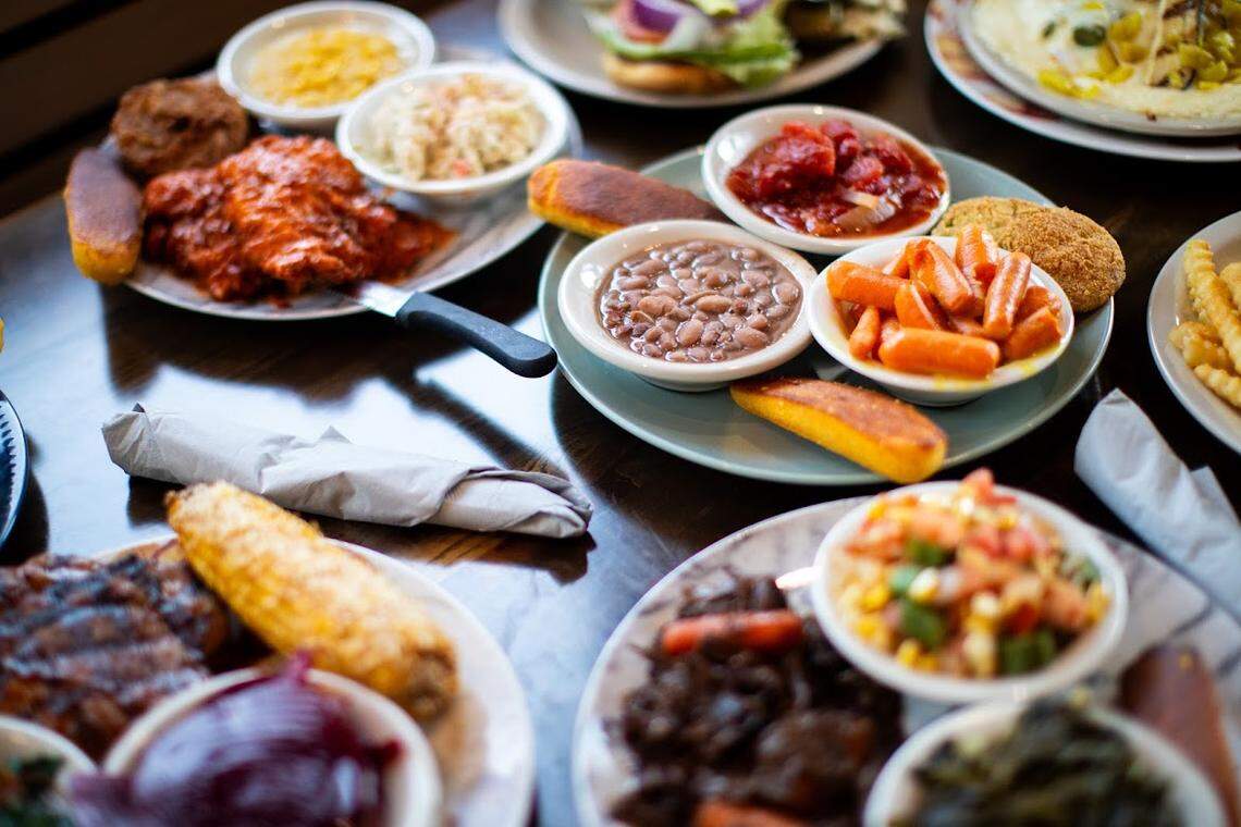 Ramsey’s Diner, long known for its vegetable options, recently was honored by the Kentucky Department of Agriculture for its Kentucky farm purchases for the Harrodsburg Road location.