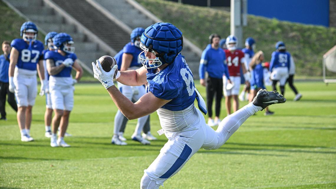Tight end Josh Kattus pulls in a pass during Wednesday’s practice.