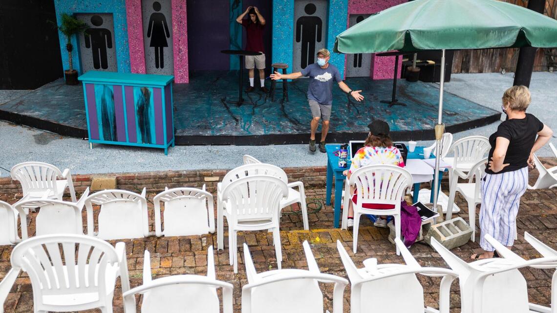 On stage in a COVID-19 ‘bubble.’ Live theater cautiously returns at Pioneer Playhouse.