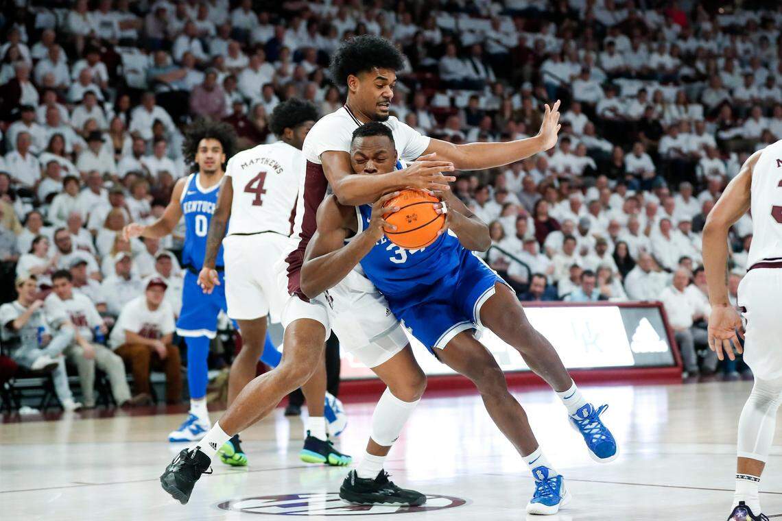 Kentucky’s Oscar Tshiebwe (34) drives into the Mississippi State defense during Wednesday night’s win in Starkville. Tshiebwe finished with 18 points and 11 rebounds.