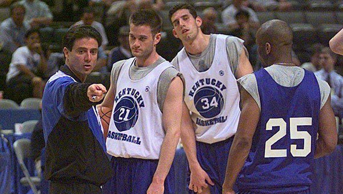Former Kentucky basketball coach Rick Pitino talked with Cameron Mills prior to an NCAA Tournament game in 1997.