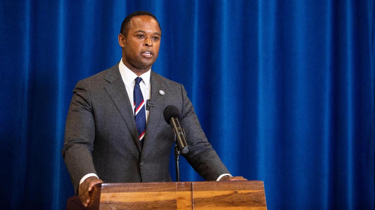 Kentucky Attorney General Daniel Cameron said that the mandate would place an “additional strain,” on worker shortages in the healthcare sector, and would be unfair to people currently employed in those roles.