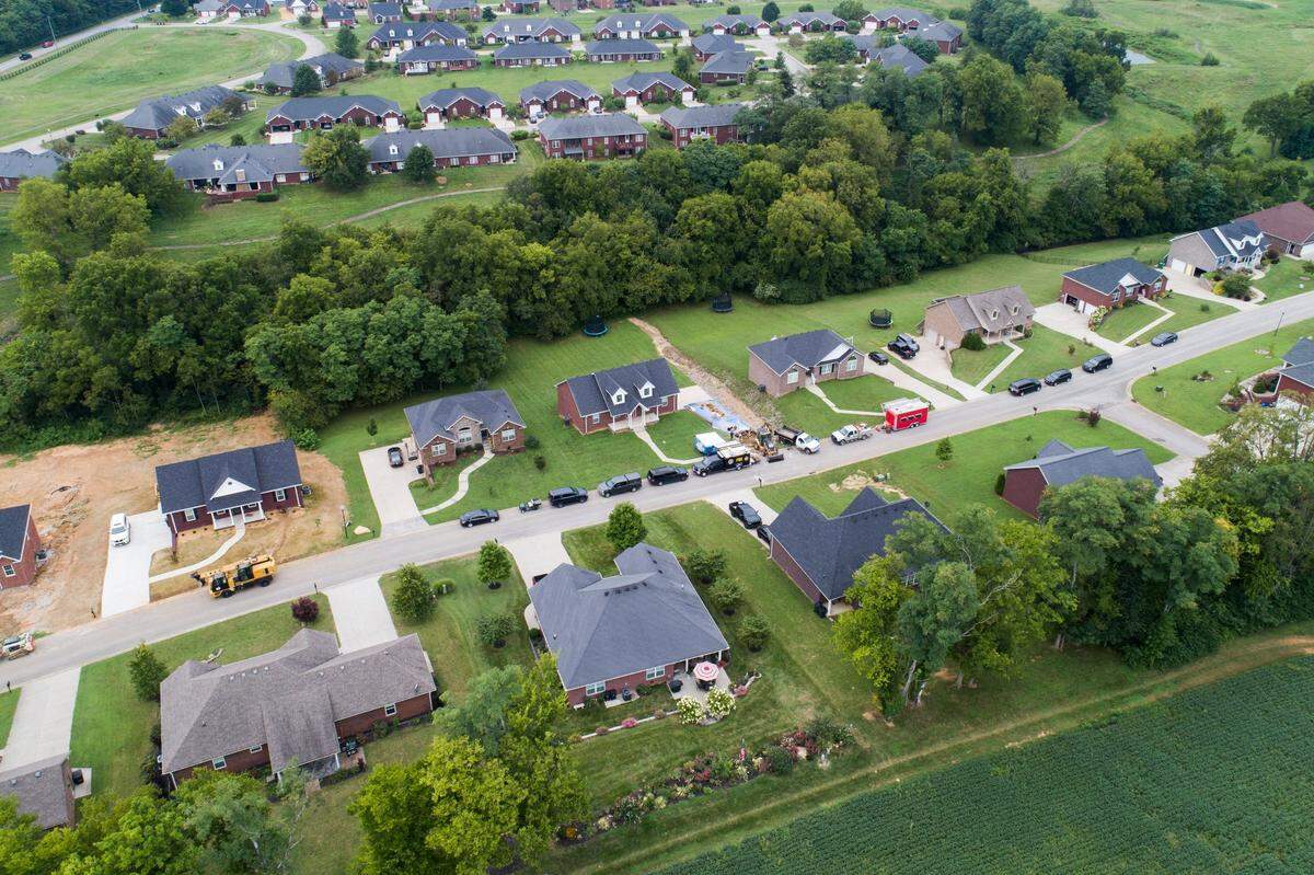 The FBI searched a property along North Howard Street in Bardstown Wednesday, looking for evidence in the disappearance of Crystal Rogers. Rogers was first reported missing in the summer of 2015.