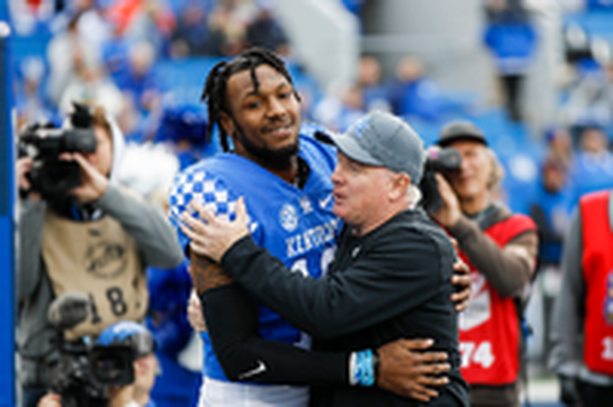 Kentucky is hoping redshirt senior J.J. Weaver can display more productivity as a pass rusher.