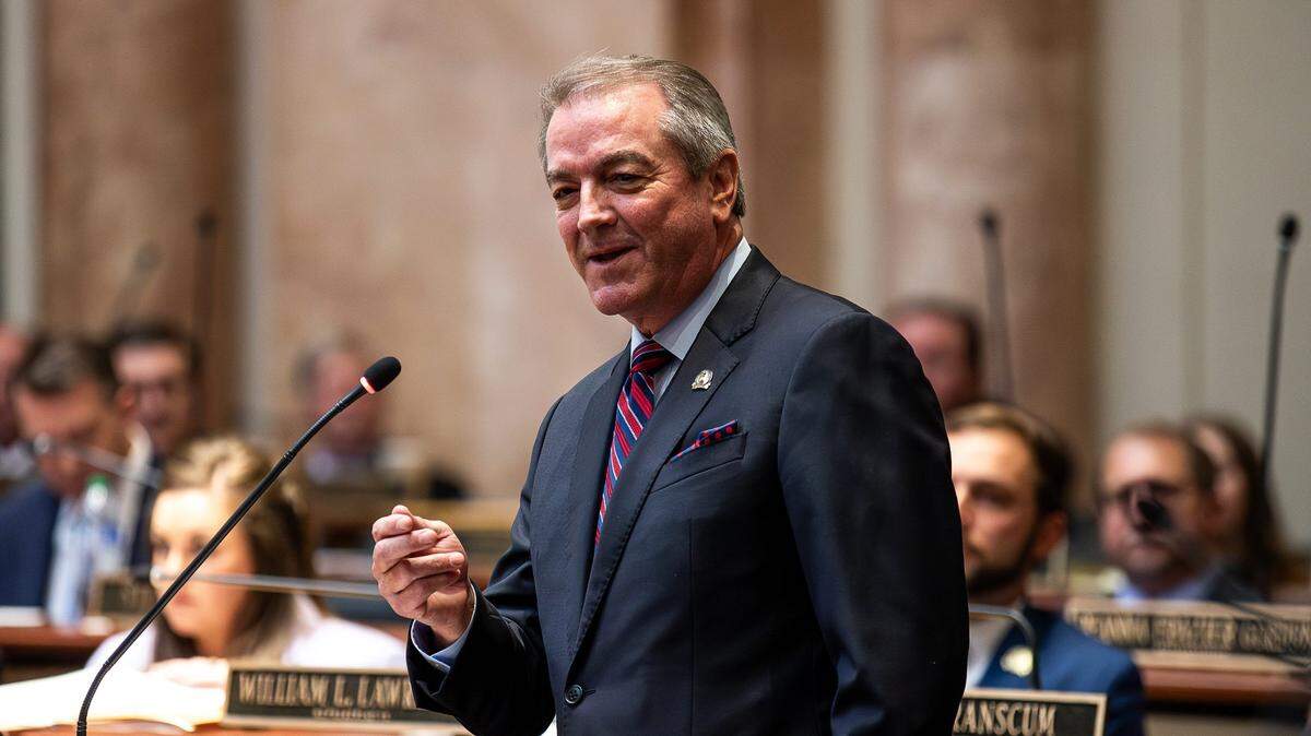 Kentucky Speaker of the House David W. Osborne spoke on the House floor on the first day of the 2024 Kentucky General Assembly in Frankfort, Ky. Jan. 2, 2024