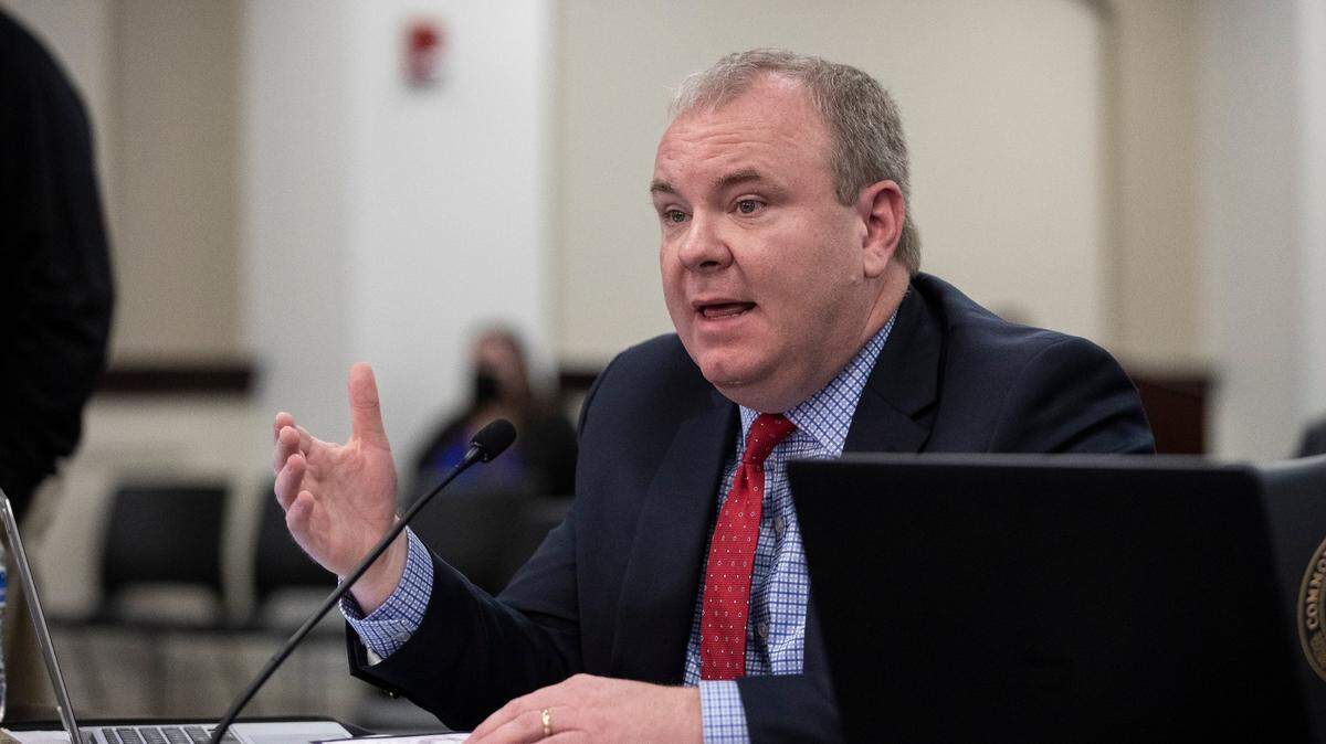 Fayette judge sues lawmakers, says impeachment hearings violate due process rights