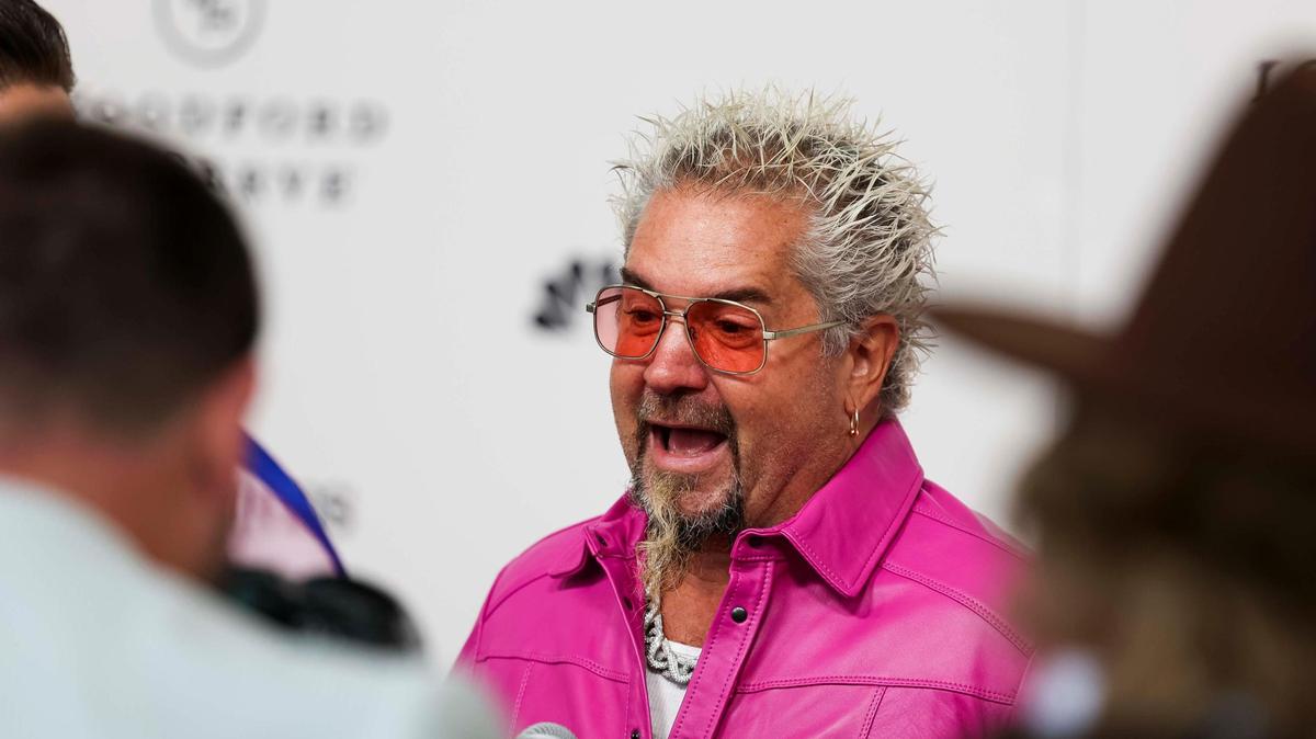 Guy Fieri speaks to media at the Red Carpet on Derby Day on Friday, May 3, 2025, at Churchill Downs in Louisville, Kentucky. Photo by Matthew Mueller