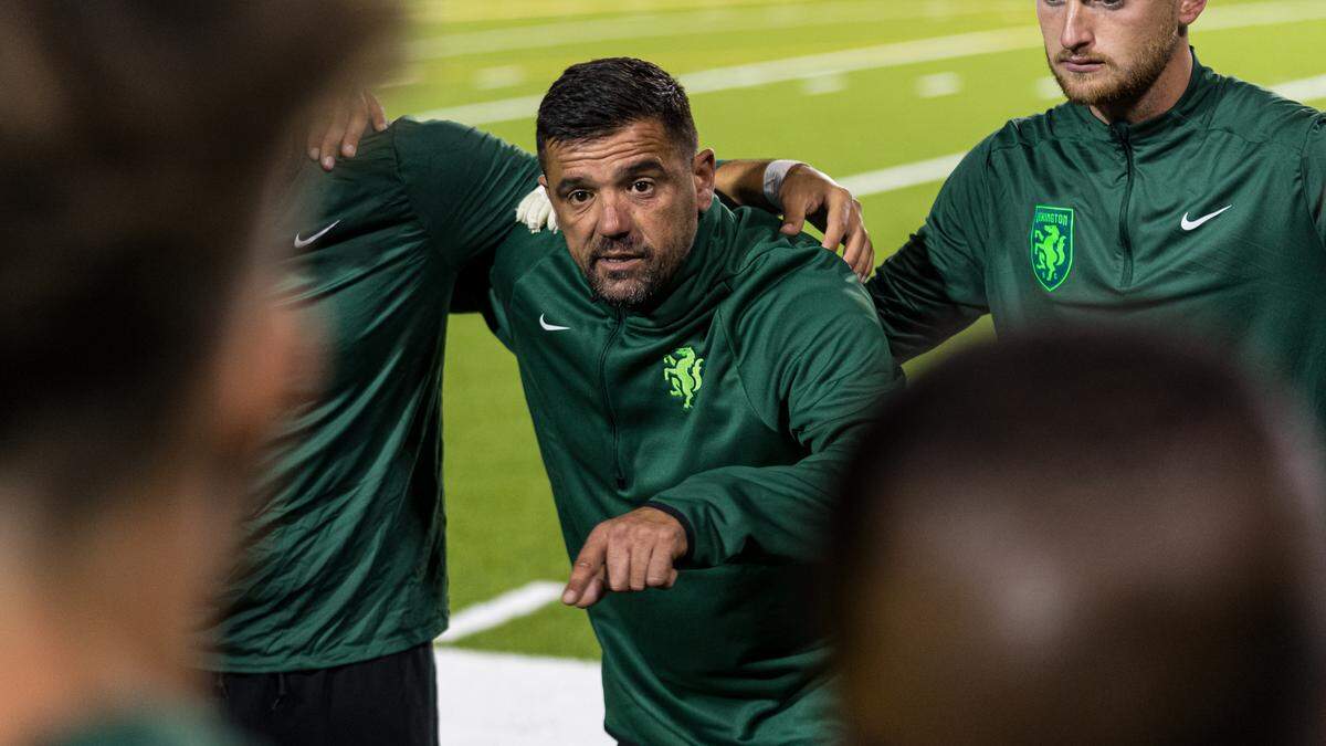 Lexington Sporting Club interim head coach Nacho Novo speaks to the team during a match against Charlotte Independence on Sept. 17, 2023, at Toyota Stadium in Georgetown. Novo was recently named the interim head coach for LSC.