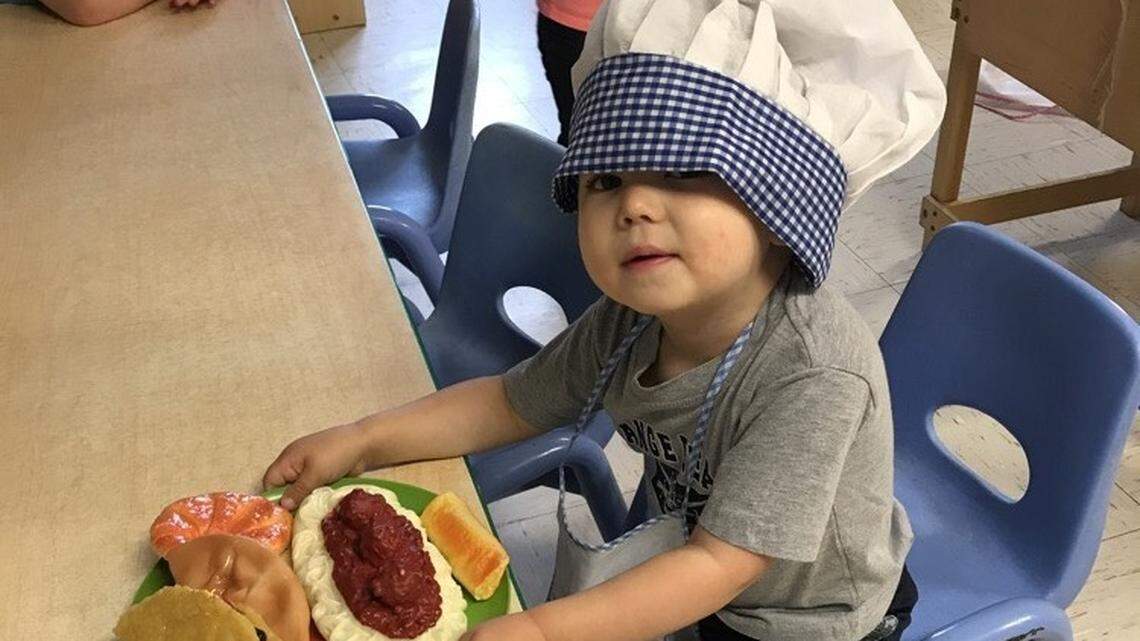 Coach Stoops, UK football team to be honorary pallbearers for 4-year-old hit near stadium