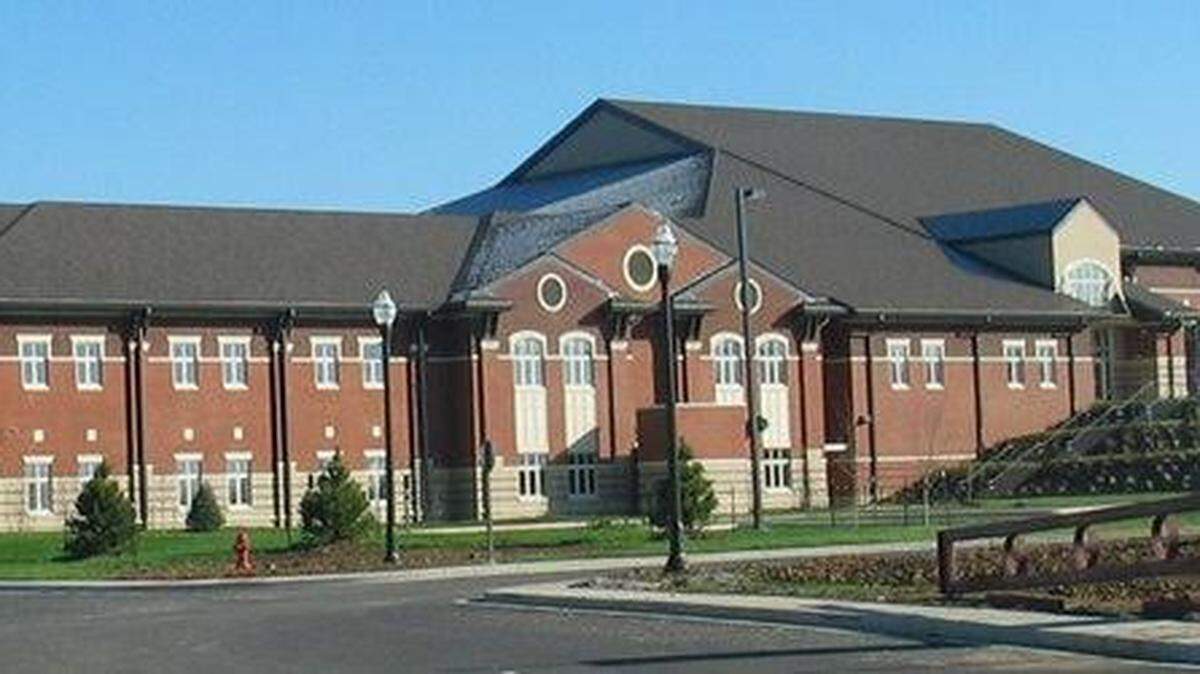 Superintendent Scott Hawkins vowed to have better communication with parents after they criticized a decision not to notify them immediately when a student at Woodford County Middle School threatened to “shoot up” a pep rally earlier this month.