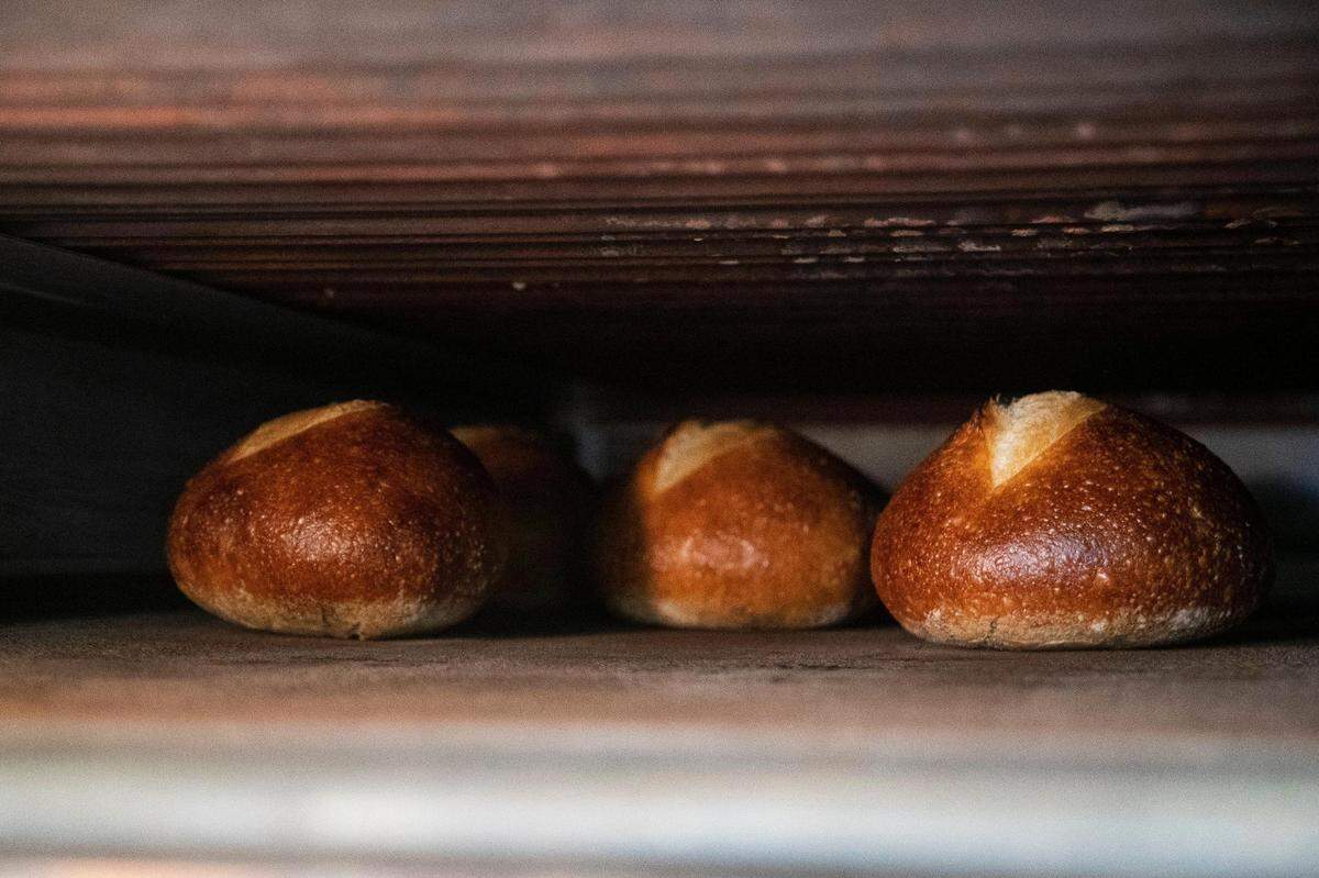 Bread finishes in the oven at Bluegrass Baking.