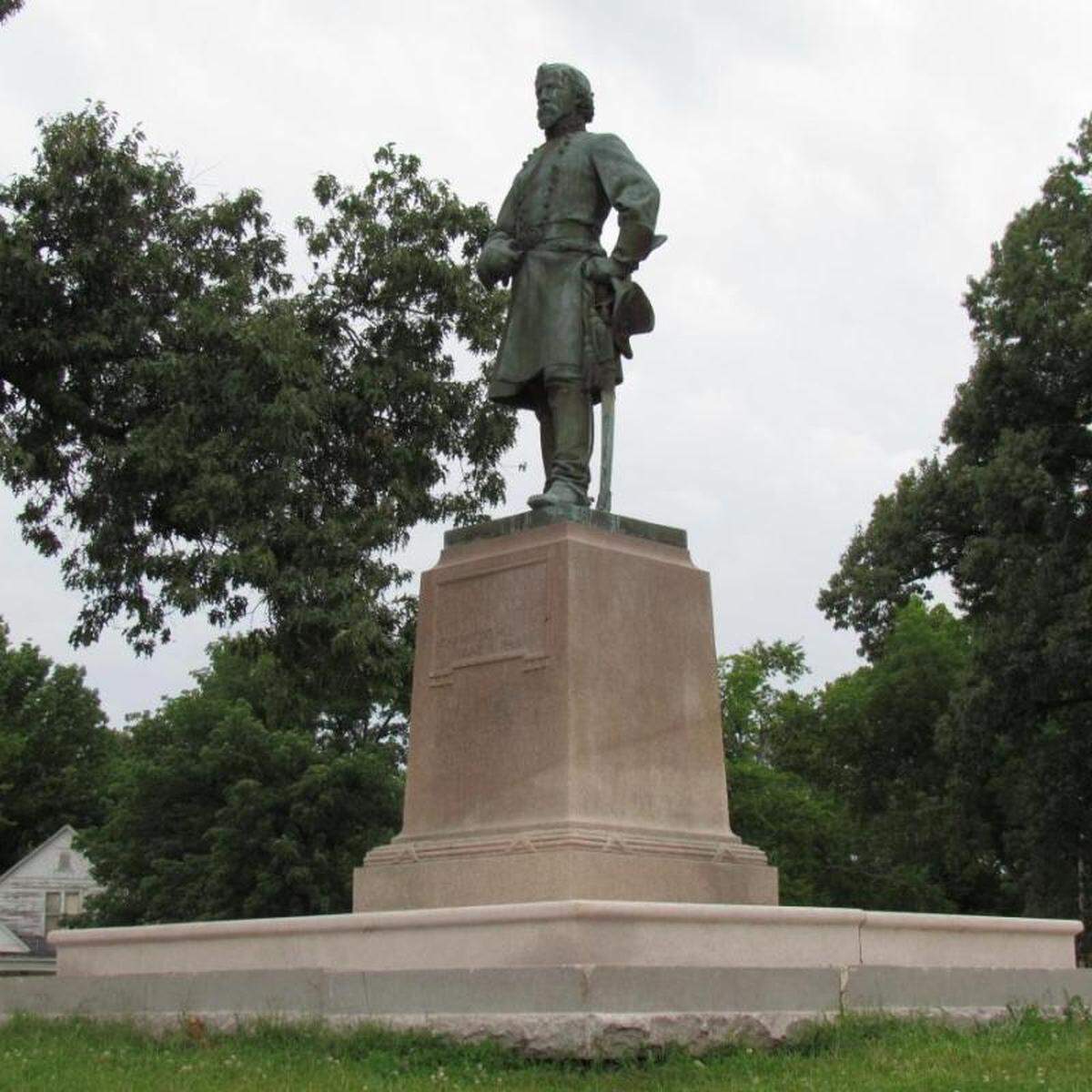 A statue of Confederate General Lloyd Tilghman stands in Lang Park in Paducah where it was hit by an SUV in a DUI crash, police said.