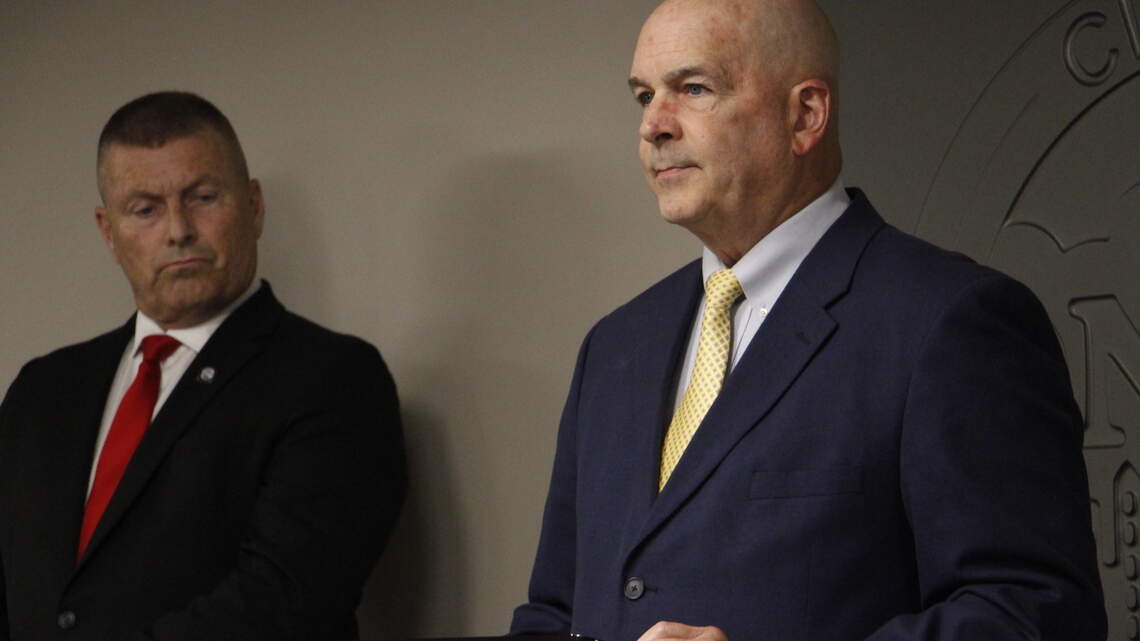 Kentucky police officers who hit restrained autistic man resign