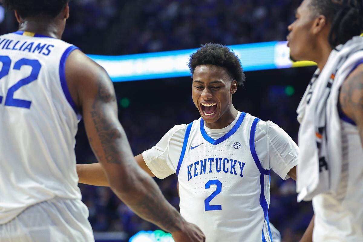 Kentucky’s Jaxson Robinson (2) celebrates with teammates during the Wildcats’ season-opening exhibition game against Kentucky Wesleyan in Rupp Arena on Wednesday night.