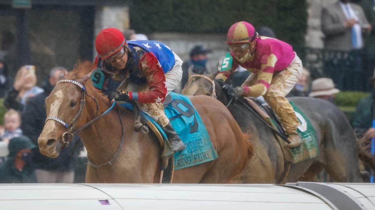 King Fury (9), ridden by Brian Hernandez Jr., took over in the stretch to win the Lexington Stakes at Keeneland on Saturday.