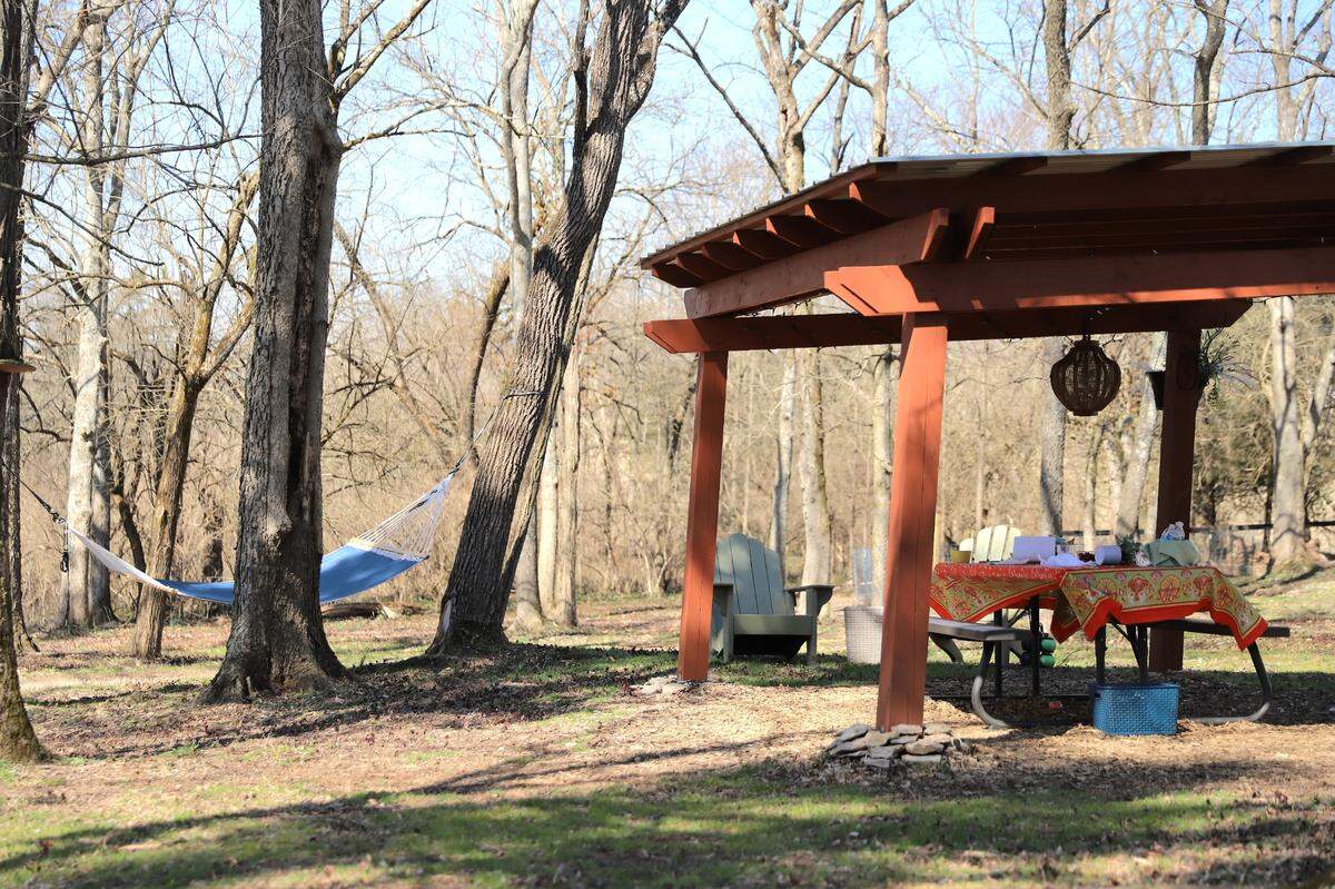 The picnic area at The Horse Lodge, which lets you pick your menu from Lexington restaurants to eat on the farm with their goats. You can pet and feed goats too.