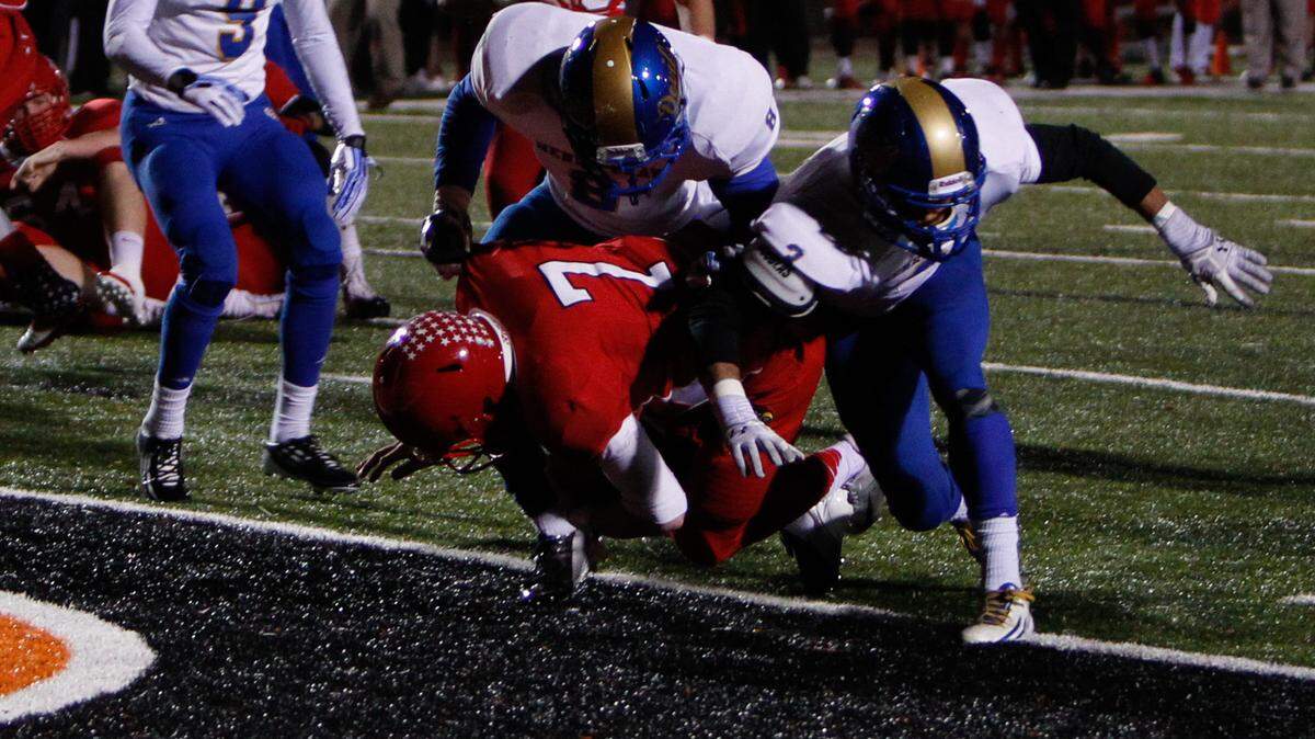 Clay McKee (7) has rushed for three touchdowns this season. Twenty-four of his 54 pass completions have gone for TDs.