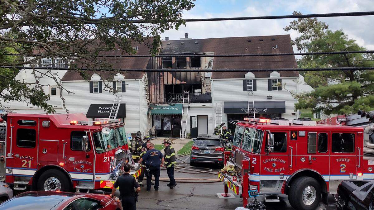 The Lexington Fire Department extinguished a fire on the second and third floors of a building on Patchen Drive Saturday.