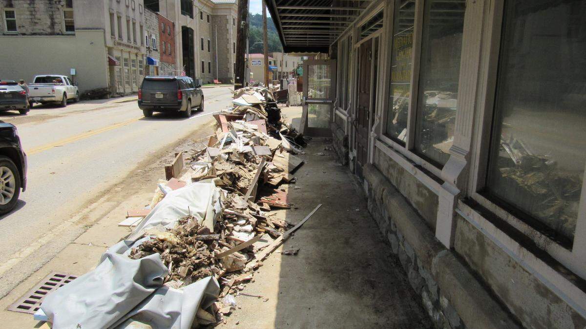 Here’s where Eastern KY flood victims can find FEMA registration centers in 7 counties