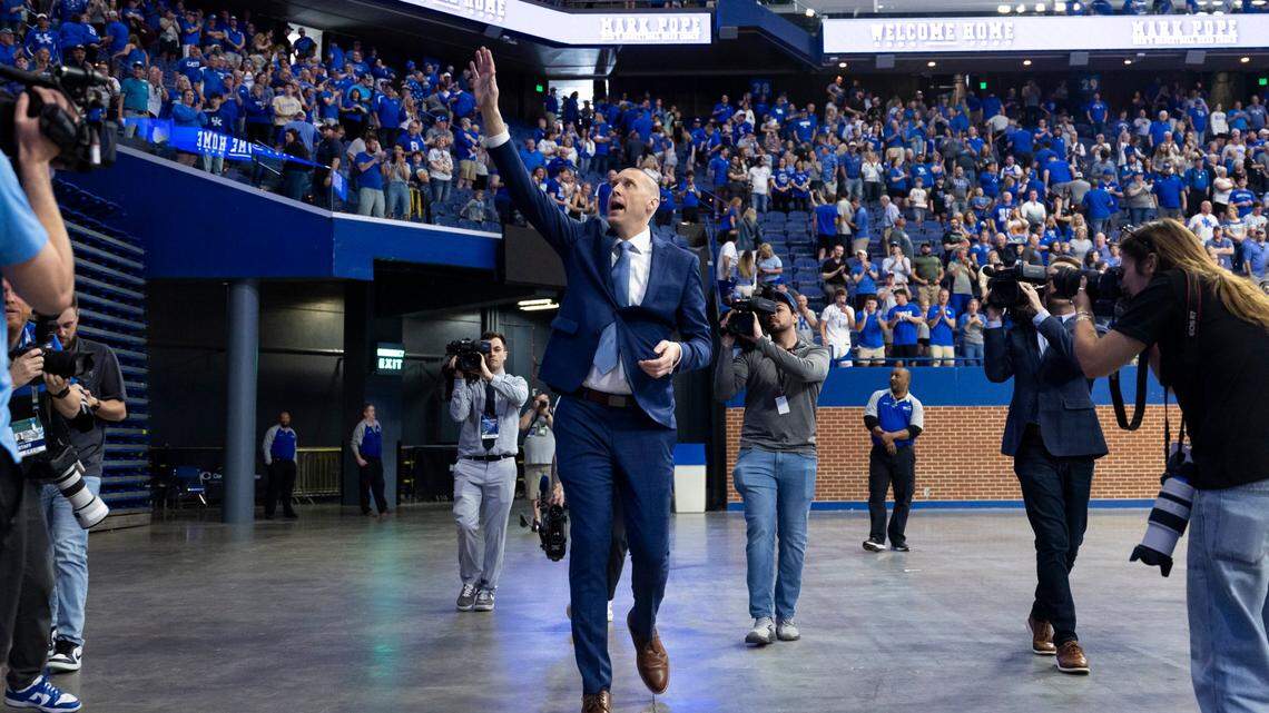 Kentucky basketball fans want their program back. Mark Pope wants to give it to them.