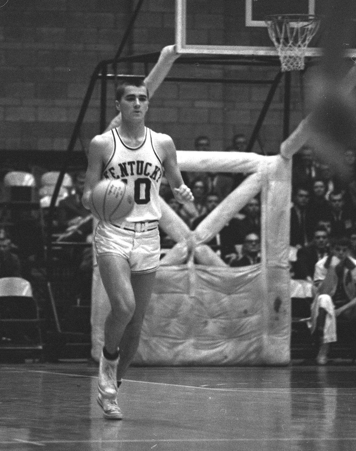 Louie Dampier’s 42 points helped No. 2 Kentucky win 105-90 on the road at No. 4 Vanderbilt in 1965-66.