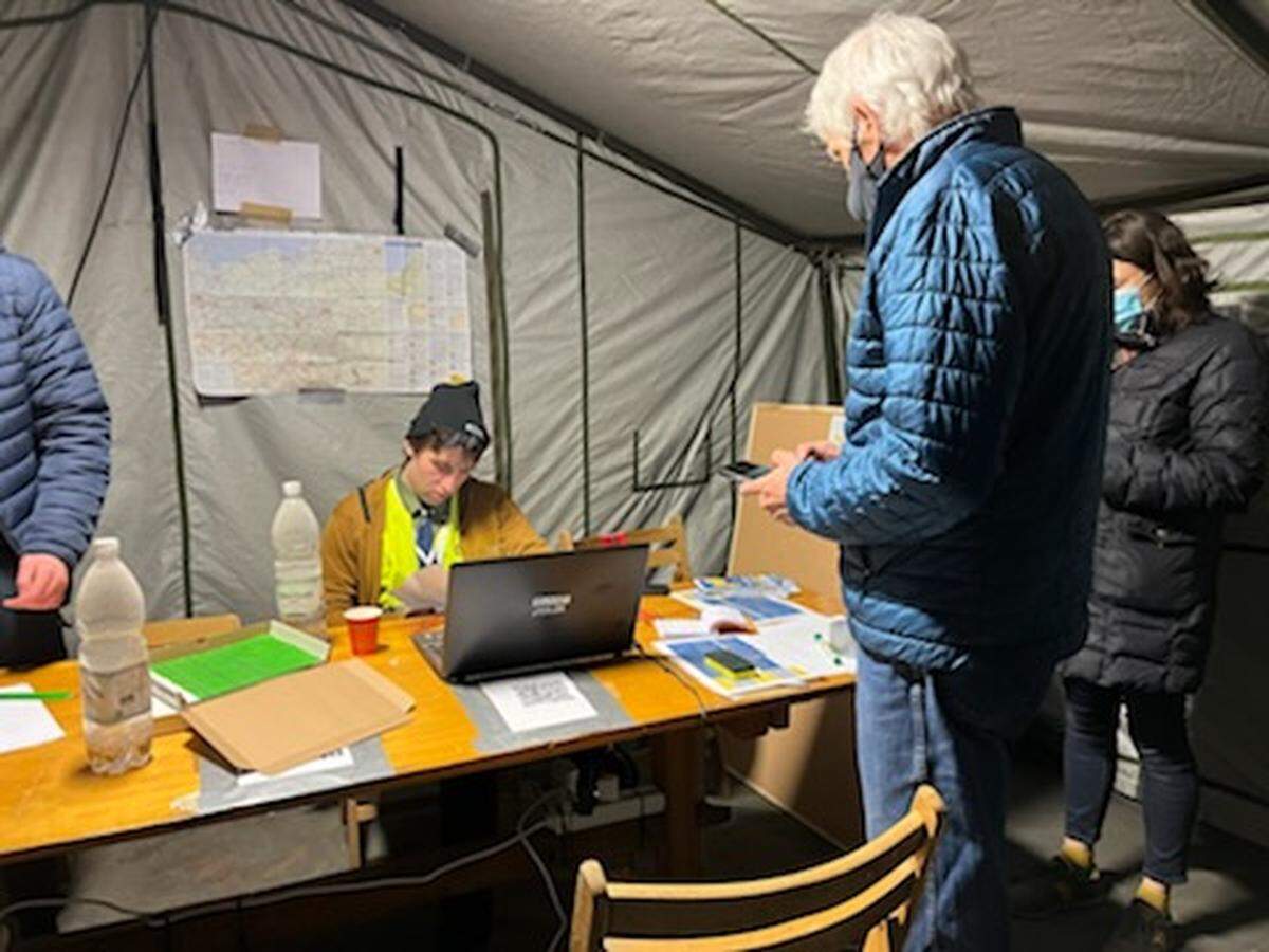 Robert Cornett of Georgetown, Kentucky, on Thursday March 24 in Poland, registered his rental van so he could transport Ukrainian refugees trying to reach Krakow.
