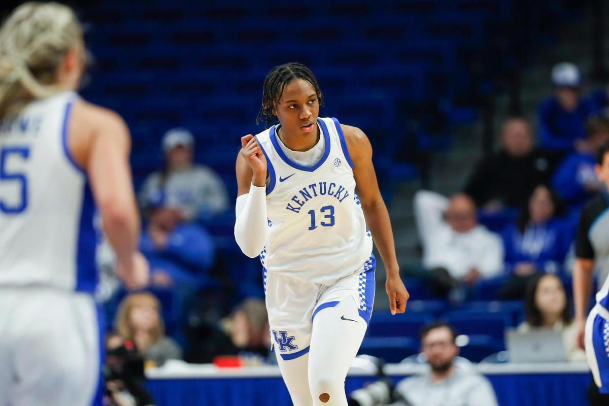Ajae Petty scored 22 points and grabbed 19 rebounds on the way to the Wildcats’ 10-point win over Arkansas on Thursday night.
