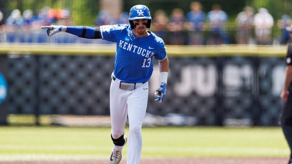 Kentucky baseball opens NCAA Tournament with 10-8 win over Western Michigan