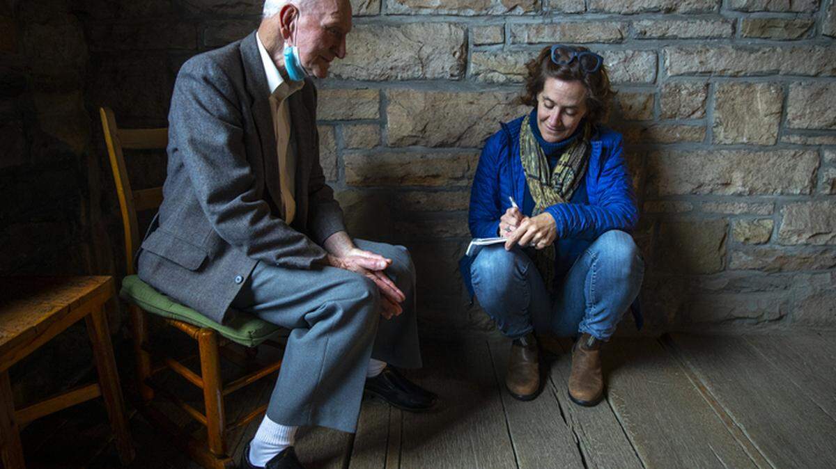 Get to know columnist Linda Blackford: Why I tell Kentucky stories, and love doing so