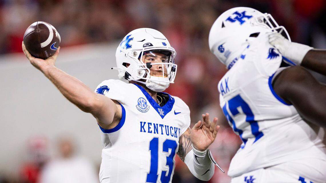 Where is Kentucky football ranked after its blowout loss at Georgia?