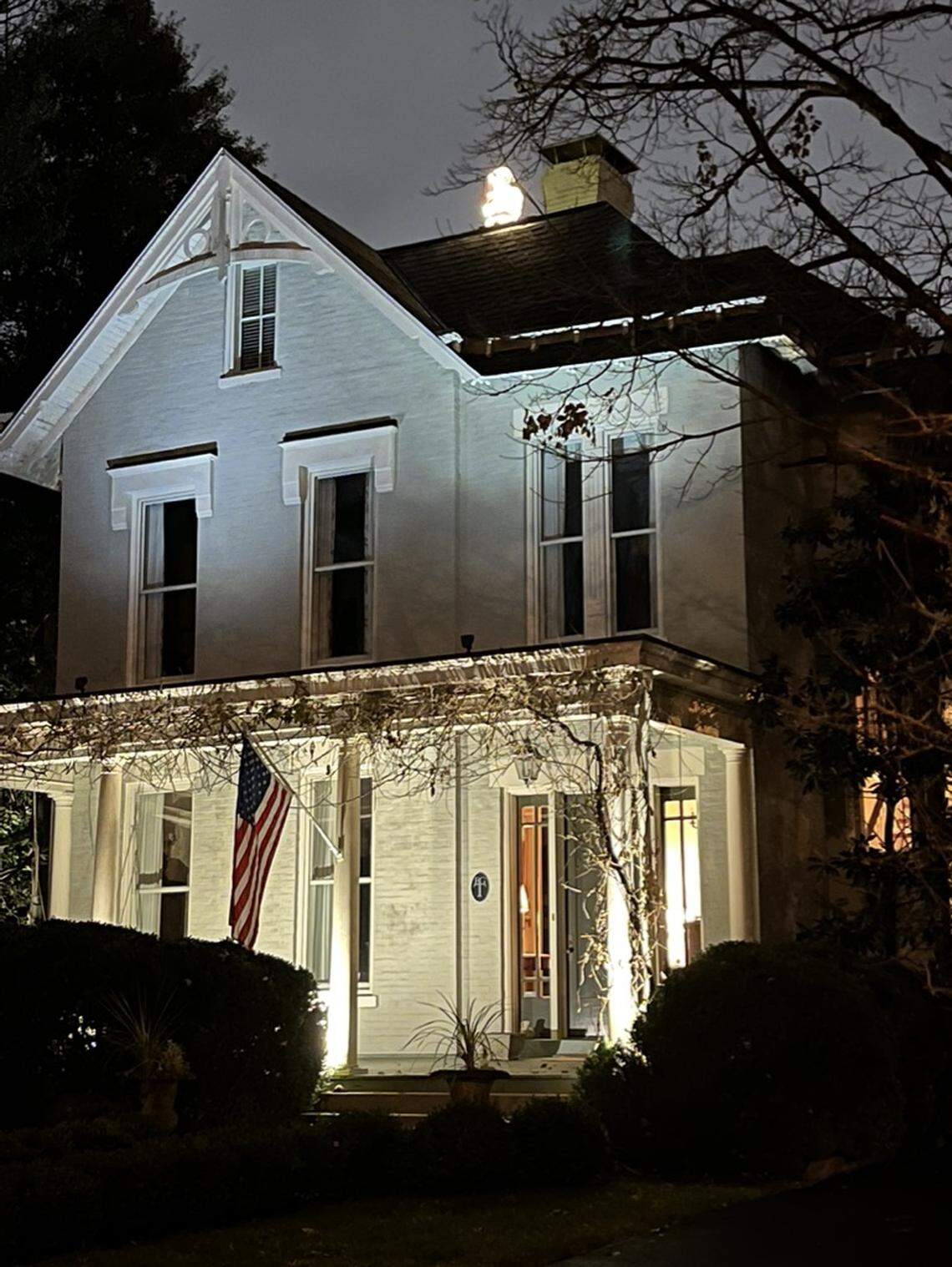 The lighted Snoopy “Santa” on top of the Reinholds’ house on South Ashland. “The appearance of Santa Snoopy on the Reinhold roof each year marks the true start of Christmas on South Ashland Avenue,” said neighbor Solly Van Meter.