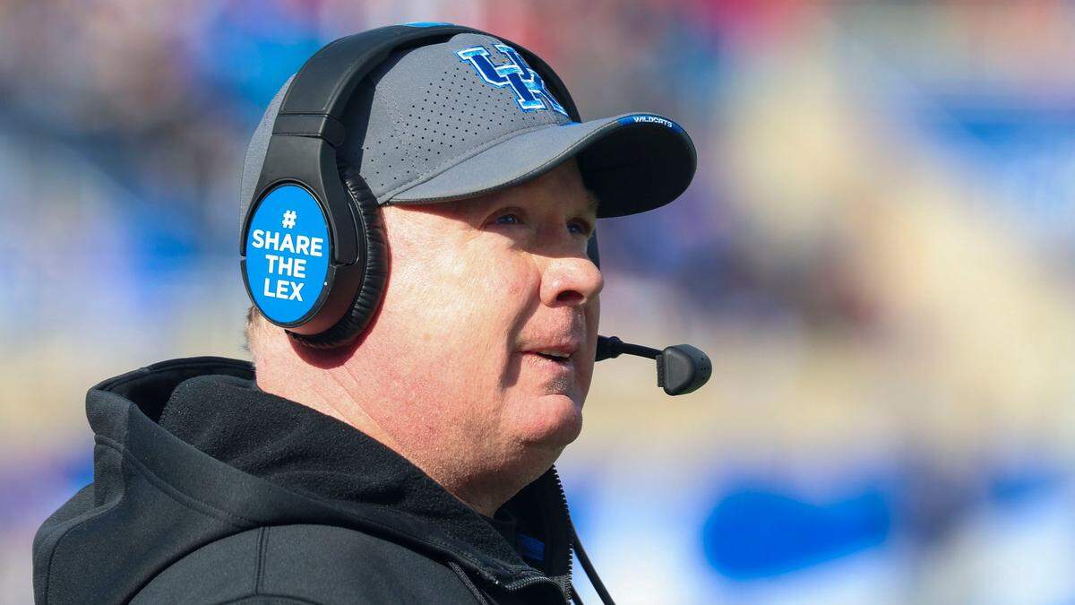 Kentucky Wildcats head coach Mark Stoops during a football game against Louisville, Saturday, Nov. 30, 2024 at Kroger Field in Lexington, Ky.
