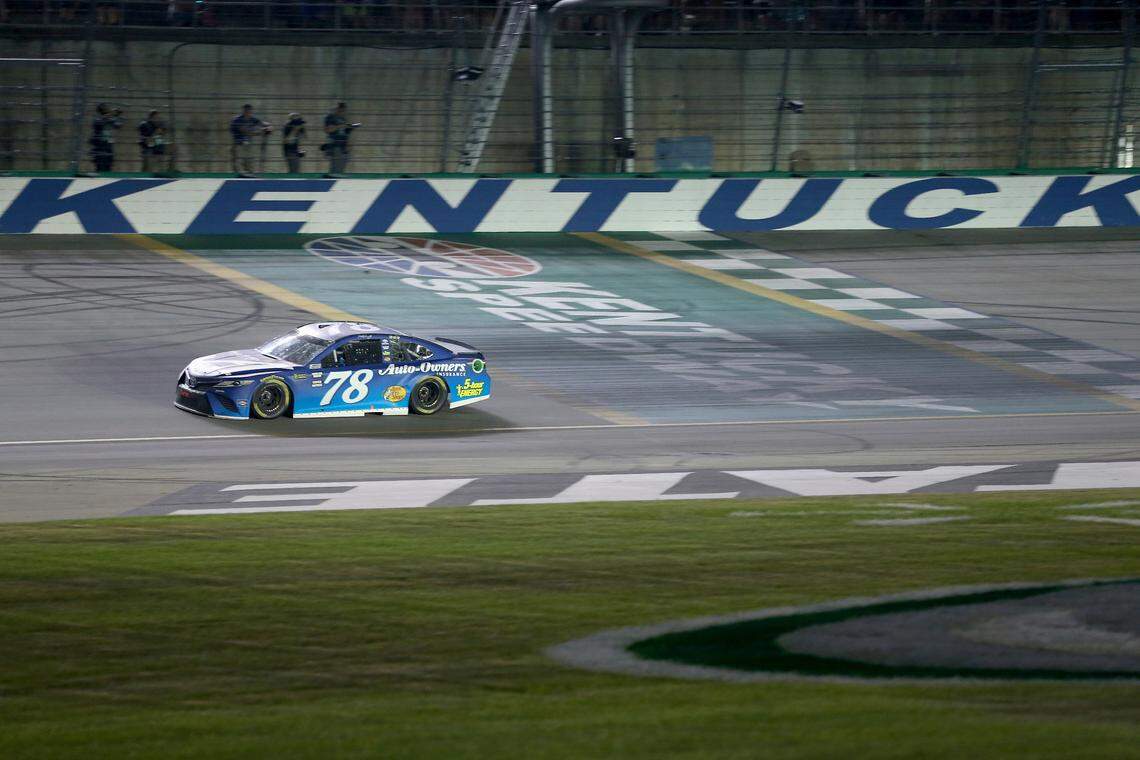 After leading 152 laps while winning the 2017 Quaker State 400, Martin Truex Jr. and the No. 78 car led 174 in a repeat victory at Kentucky Speedway in 2018.