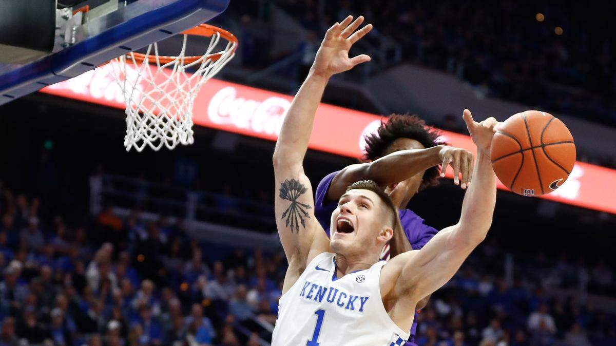 UK suffers eighth loss as No. 1 team under Calipari. Evansville is the worst.