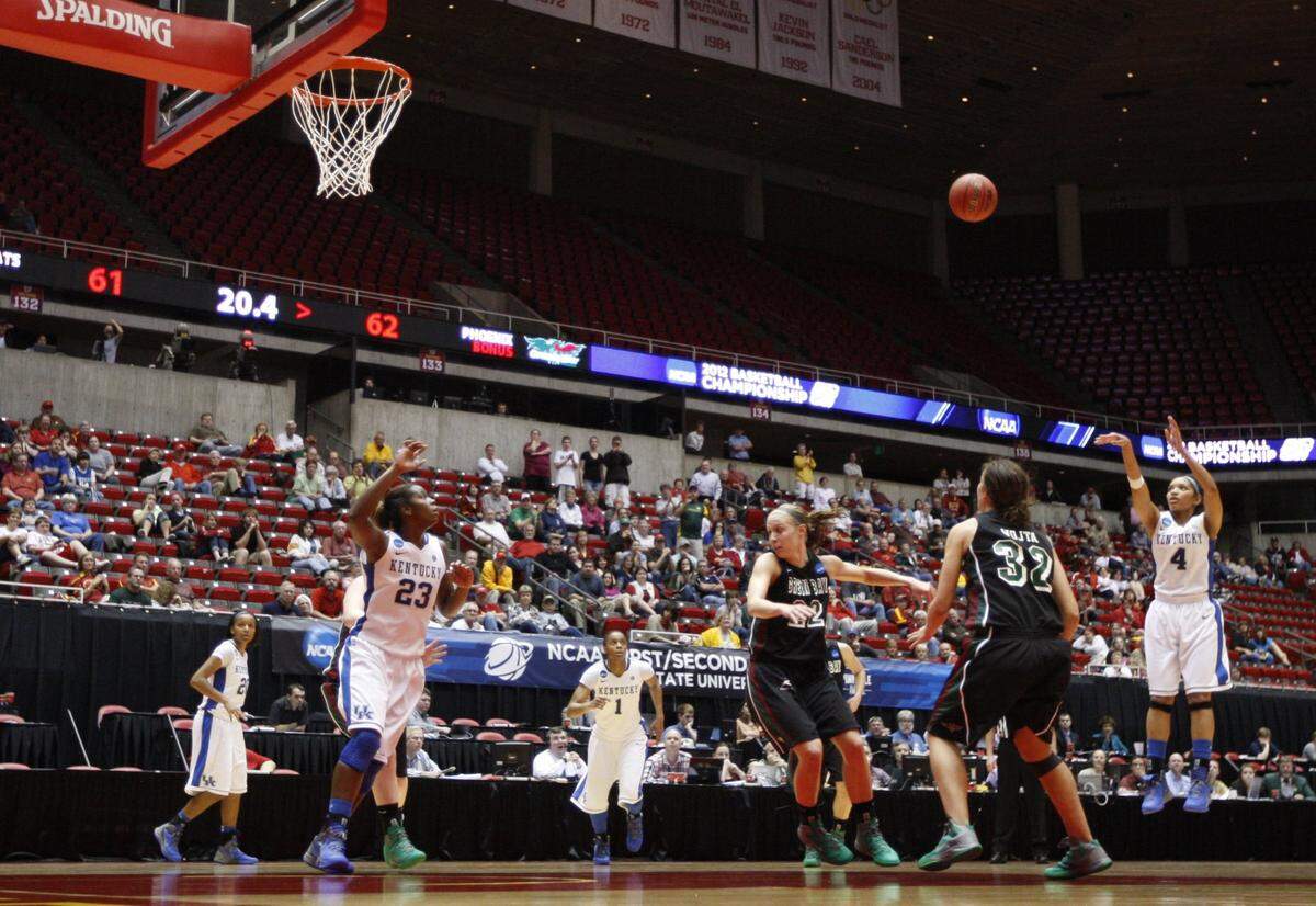 This jumper by Keyla Snowden (4) with 16 seconds left put Kentucky ahead to stay in what became a 65-62 win over Green Bay in the 2012 NCAA Tournament round of 32.