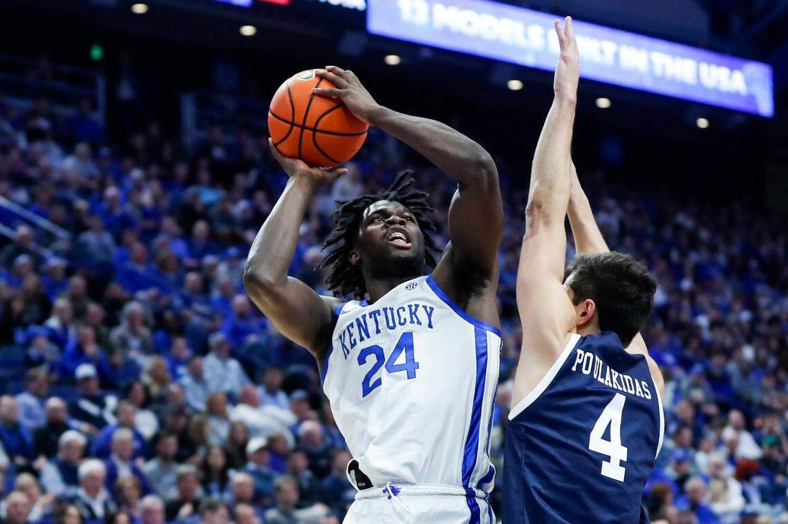 Kentucky’s Chris Livingston (24) drives to the basket against Yale during Saturday’s game at Rupp Arena. He had seven points and two assists in just under 14 minutes.
