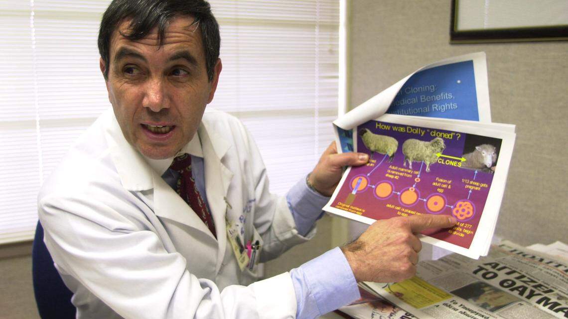 Panayiotis Zavos is a doctor who is involved in the proposed human cloning project that is attracting so much attention worldwide, Lexington, KY, Tuesday, February 27, 2001. Keyword: Panayiotis Zavos