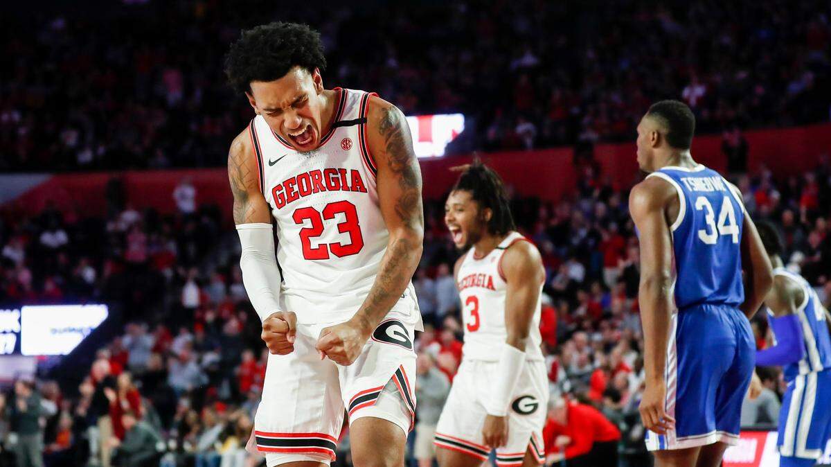 Kentucky basketball drops another one. The Cats’ NCAA Tournament hopes will take a hit.