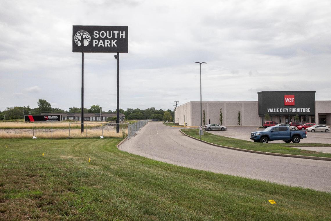The Lexington Dave & Buster’s was supposed be going up here, at 240 Canary Road in the South Park shopping center. But nothing has happened. The company said earlier this month it had canceled nine leases for stores slated for 2021 or beyond.
