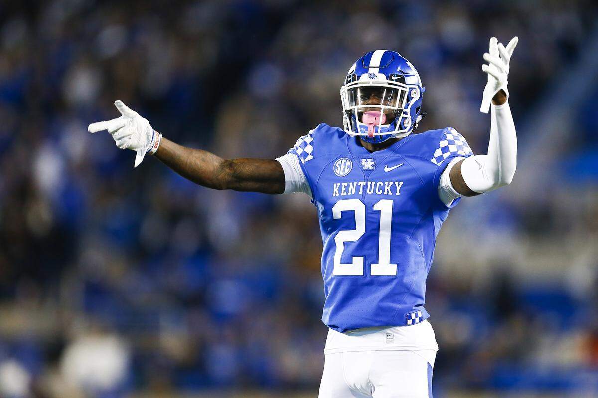 Kentucky cornerback Chris Westry (21) is one of five seniors who play major roles in the Wildcats secondary who will play in Lexington for the final time Saturday.