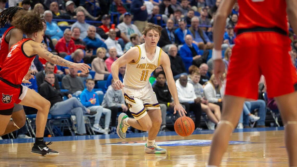 Leading scorer in Kentucky boys high school basketball history set to make college choice