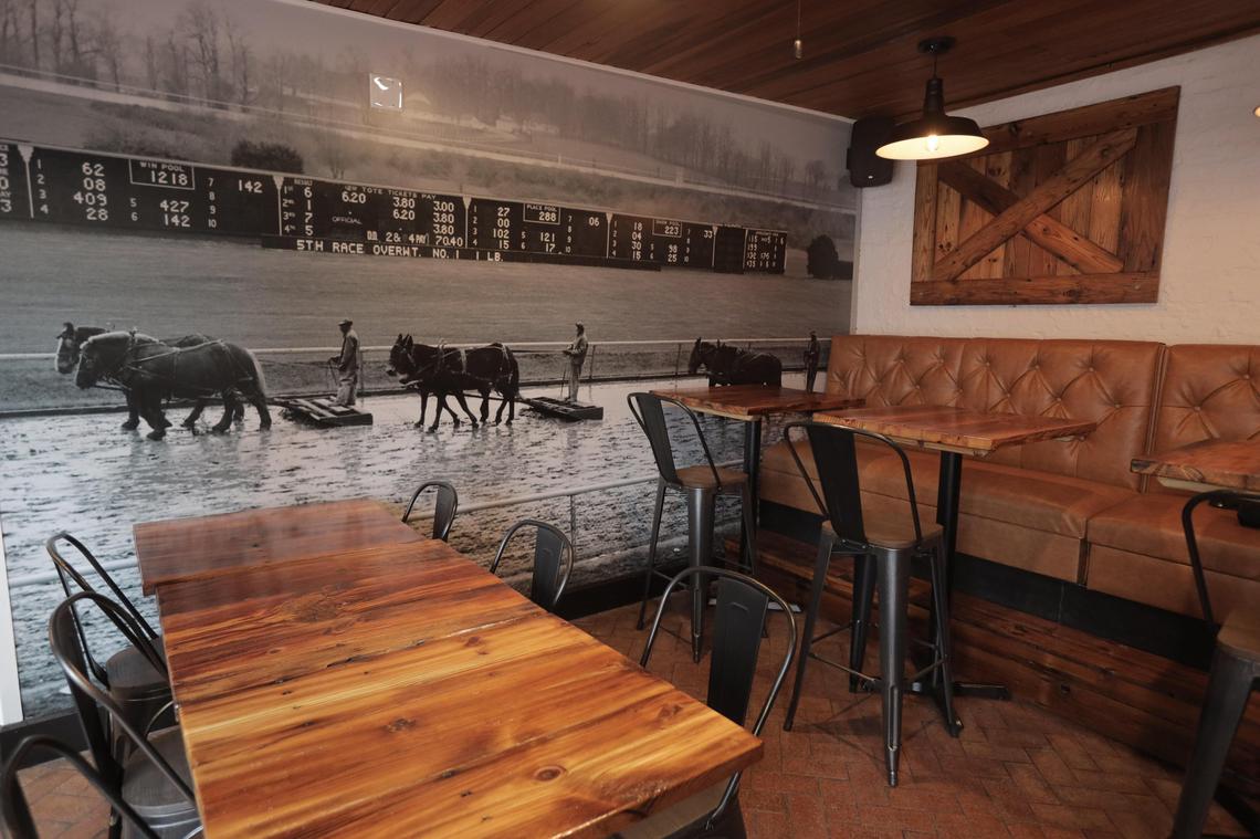 The Stable Room at The Horse and Jockey features a photo of horse- and mule-drawn sledges sealing the track. It’s one of many from the collection of the late Tony Leonard featured in the bar.