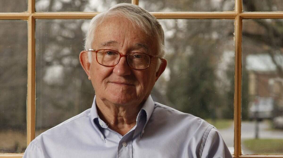 Joe Graves, shown here at his home in Lexington in 2009, was a civil rights activist and former Lexington city councilman who also served in the state legislature in the 1970s.