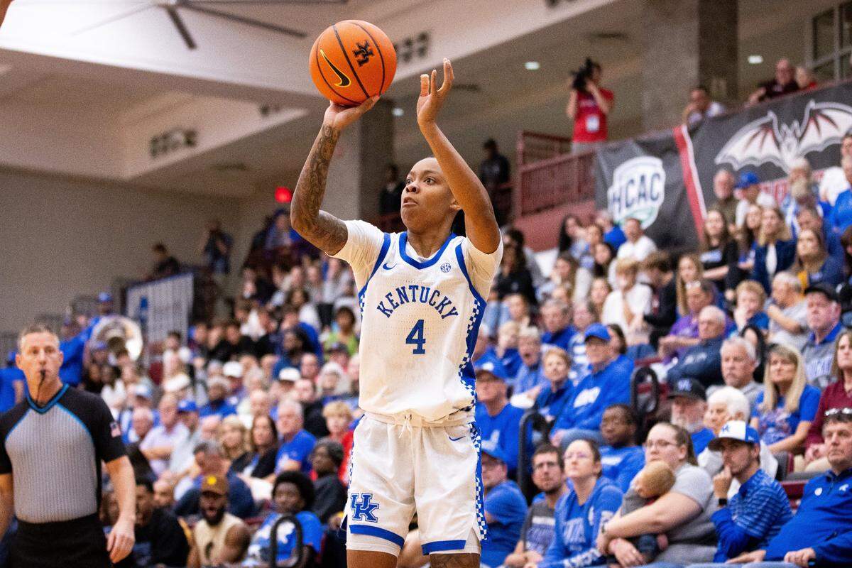 Senior guard Eniya Russell has totaled 19 points in two games playing a steadying reserve role for the Wildcats.