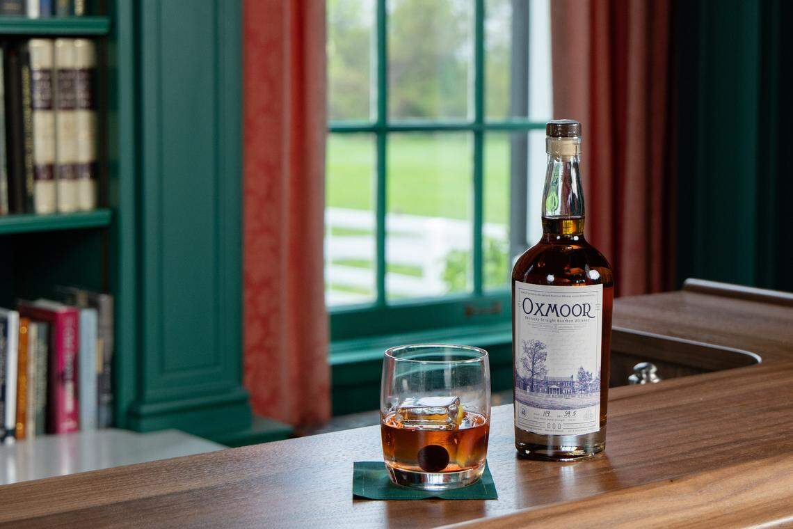 Although Oxmoor Bourbon Company doesn’t have a distillery, it does have a bourbon. It’s a private label bourbon sourced from different Kentucky distilleries which is then blended by Cordell Lawrence.