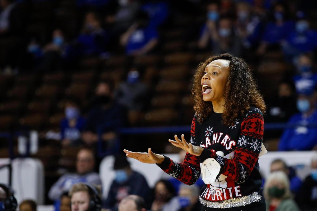 Kentucky Wildcats head coach Kyra Elzy shouts to her players during the game against thee South Carolina Upstate Spartans at Memorial Coliseum in Lexington, Ky., Sunday, December 19, 2021.